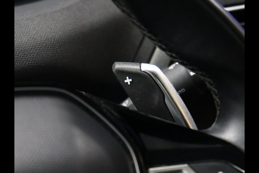 Peugeot 5008 1.2 PureTech Blue Lease Premium Avantage [SCHUIFKANTELDAK, APPLE CARPLAY, CRUISE CONTROL, CAMERA, PDC V+A,  DIGITAL DASH, TREKHAAK, FLIPPERS, NAVIGATIE, NIEUWSTAAT]