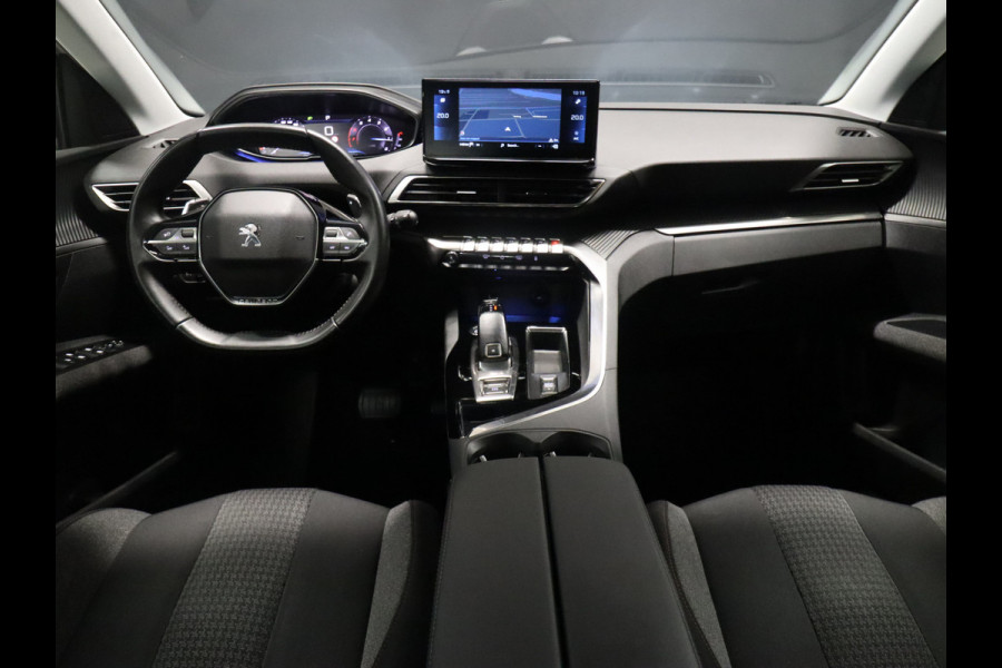 Peugeot 5008 1.2 PureTech Business Premium 7P [APPLE CARPLAY, DIGITAL DASH, CRUISE CONTROL, FLIPPERS, CLIMATE CONTROL, NAVIGATIE, NIEUWSTAAT]