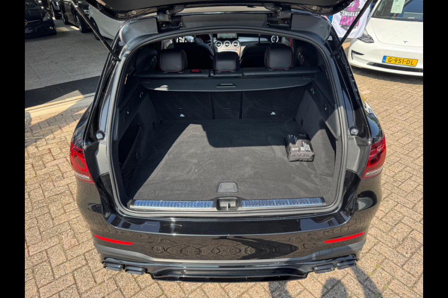 Mercedes-Benz GLC 200 4MATIC Premium Plus 2019 FULL!