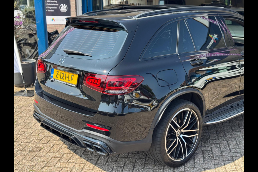 Mercedes-Benz GLC 200 4MATIC Premium Plus 2019 FULL!