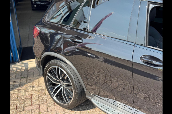 Mercedes-Benz GLC 200 4MATIC Premium Plus 2019 FULL!