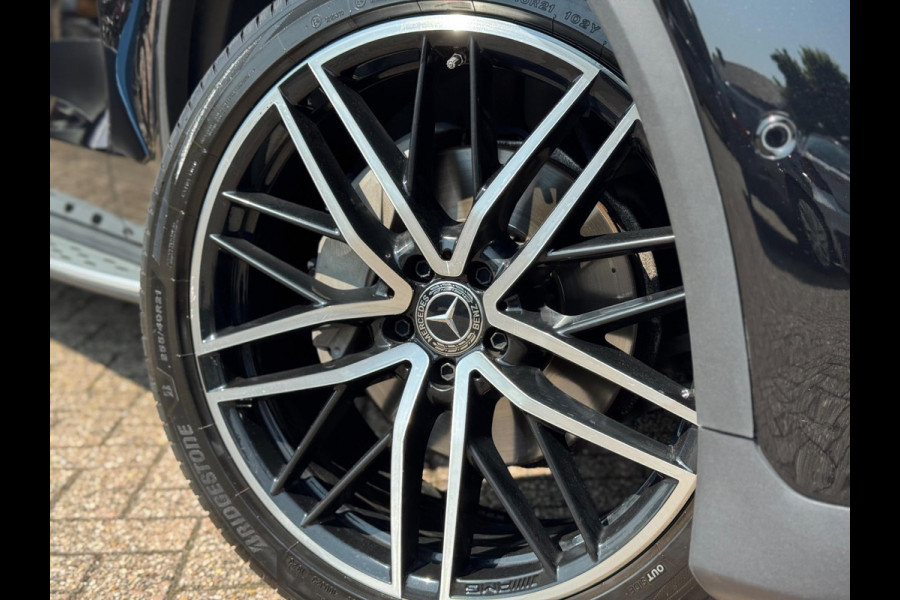 Mercedes-Benz GLC 200 4MATIC Premium Plus 2019 FULL!