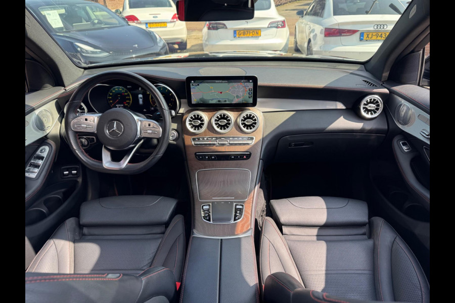 Mercedes-Benz GLC 200 4MATIC Premium Plus 2019 FULL!
