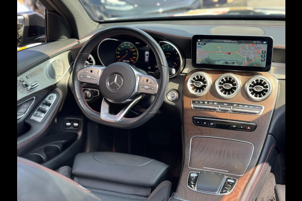 Mercedes-Benz GLC 200 4MATIC Premium Plus 2019 FULL!