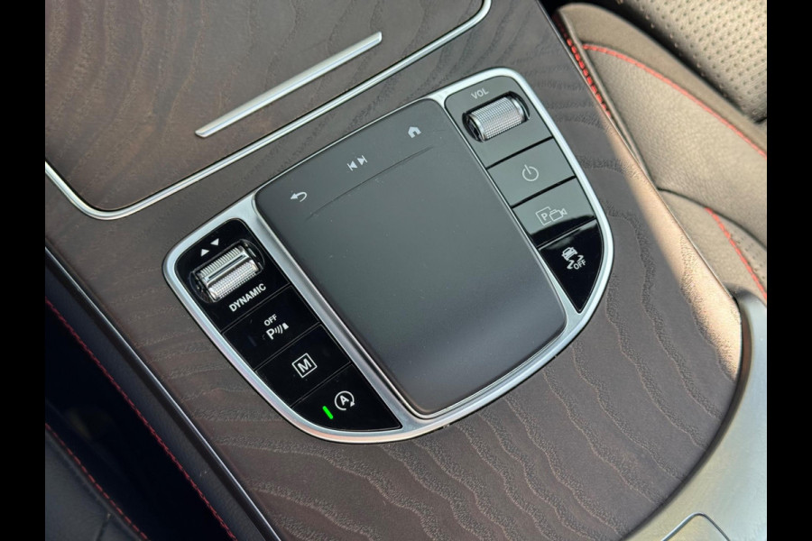 Mercedes-Benz GLC 200 4MATIC Premium Plus 2019 FULL!