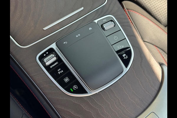 Mercedes-Benz GLC 200 4MATIC Premium Plus 2019 FULL!