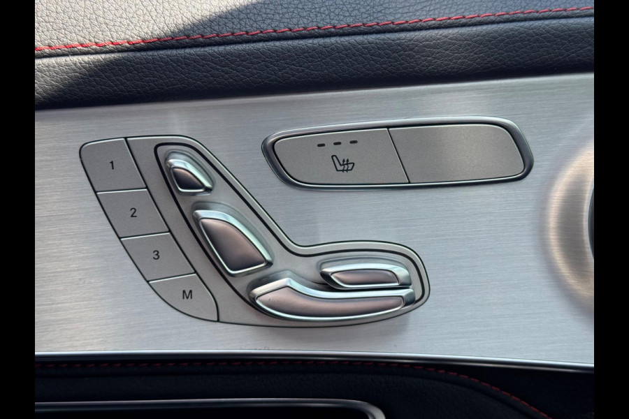 Mercedes-Benz GLC 200 4MATIC Premium Plus 2019 FULL!