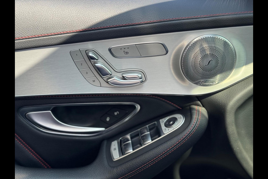 Mercedes-Benz GLC 200 4MATIC Premium Plus 2019 FULL!