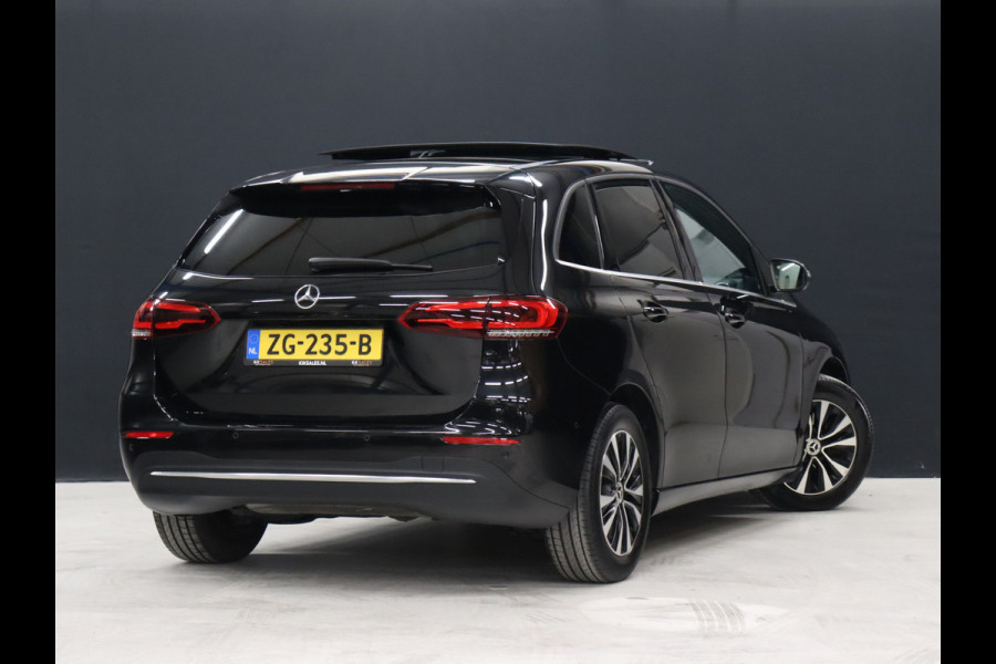Mercedes-Benz B-Klasse 200 Business Solution [SCHUIFKANTELDAK, APPLE CARPLAY, CRUISE CONTROL,  DIGITAL DASH, STOELVERWARMING, CAMERA, ELEKTRISCHE ACHTERKLEP, FLIPPERS, NAVIGATIE, NIEUWSTAAT]