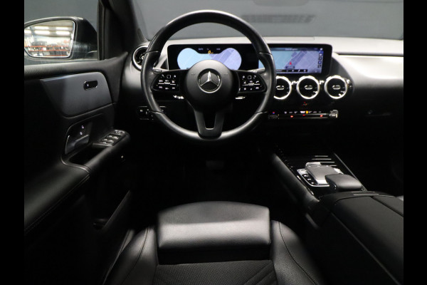 Mercedes-Benz B-Klasse 200 Business Solution [SCHUIFKANTELDAK, APPLE CARPLAY, CRUISE CONTROL,  DIGITAL DASH, STOELVERWARMING, CAMERA, ELEKTRISCHE ACHTERKLEP, FLIPPERS, NAVIGATIE, NIEUWSTAAT]
