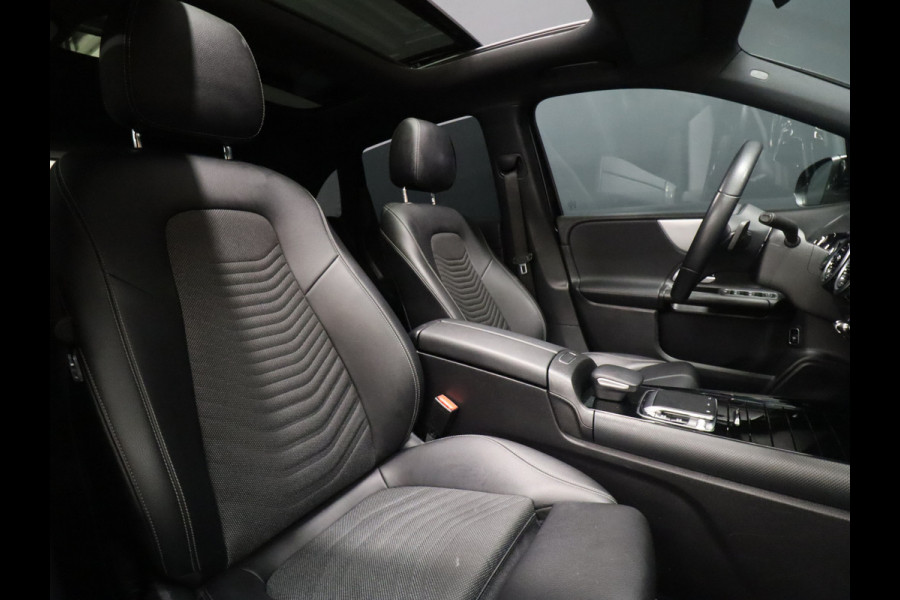 Mercedes-Benz B-Klasse 200 Business Solution [SCHUIFKANTELDAK, APPLE CARPLAY, CRUISE CONTROL,  DIGITAL DASH, STOELVERWARMING, CAMERA, ELEKTRISCHE ACHTERKLEP, FLIPPERS, NAVIGATIE, NIEUWSTAAT]