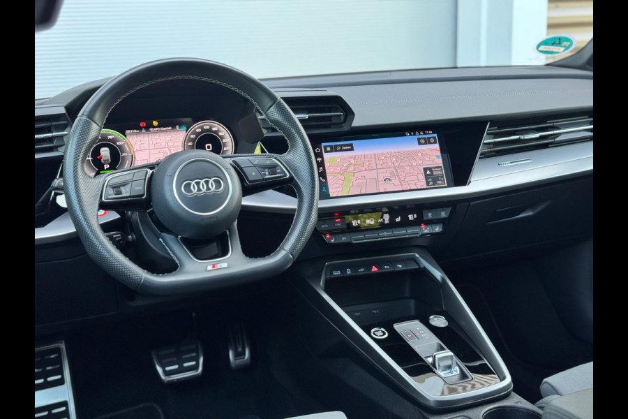 Audi A3 Sportback 45 TFSI e S edition Competition Pano/Matrix/BTW!