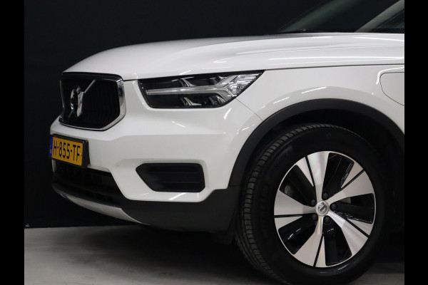 Volvo XC40 1.5 T5 Twin Engine Momentum Pro [APPLE CARPLAY, DIGITAL DASH, CRUISE CONTROL,  SCHUIFKANTELDAK, STUURVERWARMING, STOELVERWARMING V+A,  PDC ACHTER,  ELEKTRISCHE ACHTERKLEP, NAVIGATIE, NIEUWSTAAT]