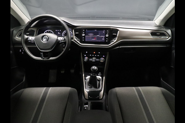 Volkswagen T-Roc 1.0 TSI Style [APPLE CARPLAY, PDC V+A, ADAPTIVE CRUISE CONTROL, CLIMATE CONTROL, STOEL MASSAGE, NAVIGATIE, NIEUWSTAAT]