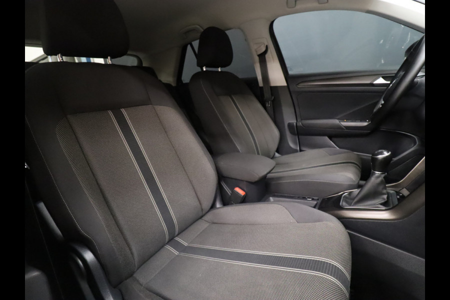 Volkswagen T-Roc 1.0 TSI Style [APPLE CARPLAY, PDC V+A, ADAPTIVE CRUISE CONTROL, CLIMATE CONTROL, STOEL MASSAGE, NAVIGATIE, NIEUWSTAAT]