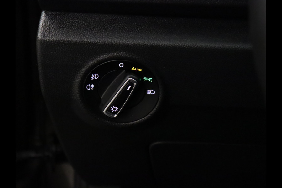 Volkswagen T-Roc 1.0 TSI Style [APPLE CARPLAY, PDC V+A, ADAPTIVE CRUISE CONTROL, CLIMATE CONTROL, STOEL MASSAGE, NAVIGATIE, NIEUWSTAAT]