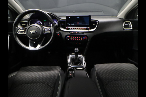 Kia Ceed 1.0 T-GDi DynamicPlusLine [CARPLAY, CRUISE CONTROL, STOEL EN STUURVERWARMING, HALF LEDER, CAMERA, PDC ACHTER, CLIMATE CONTROL, NAVIGATIE, NIEUWSTAAT]
