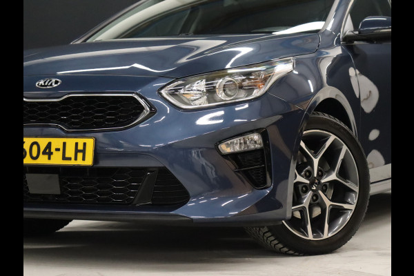 Kia Ceed 1.0 T-GDi DynamicPlusLine [CARPLAY, CRUISE CONTROL, STOEL EN STUURVERWARMING, HALF LEDER, CAMERA, PDC ACHTER, CLIMATE CONTROL, NAVIGATIE, NIEUWSTAAT]
