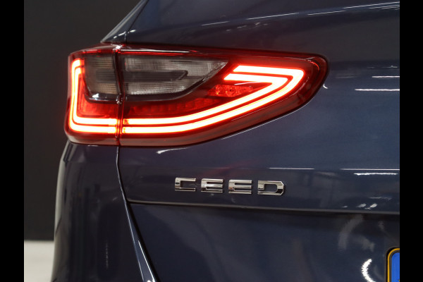 Kia Ceed 1.0 T-GDi DynamicPlusLine [CARPLAY, CRUISE CONTROL, STOEL EN STUURVERWARMING, HALF LEDER, CAMERA, PDC ACHTER, CLIMATE CONTROL, NAVIGATIE, NIEUWSTAAT]