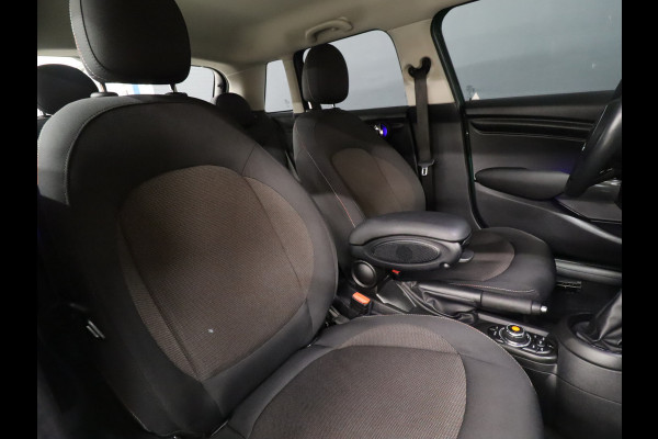 MINI Mini 1.5 Cooper Pepper [APPLE CARPLAY, SFEERVERLICHTING, CRUISE CONTROL, CLIMATE CONTROL, KEYLESS START, NAVIGATIE, NIEUWSTAAT]