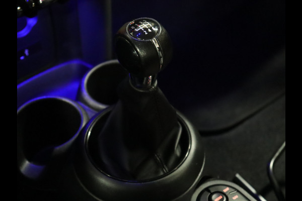 MINI Mini 1.5 Cooper Pepper [APPLE CARPLAY, SFEERVERLICHTING, CRUISE CONTROL, CLIMATE CONTROL, KEYLESS START, NAVIGATIE, NIEUWSTAAT]