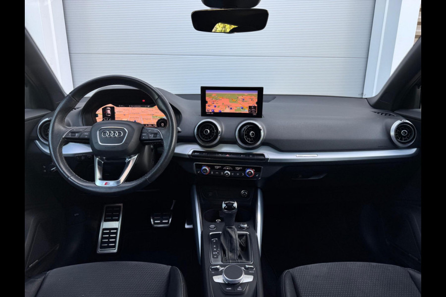 Audi Q2 35 TFSI Edition one Pano/B&O/Matrix