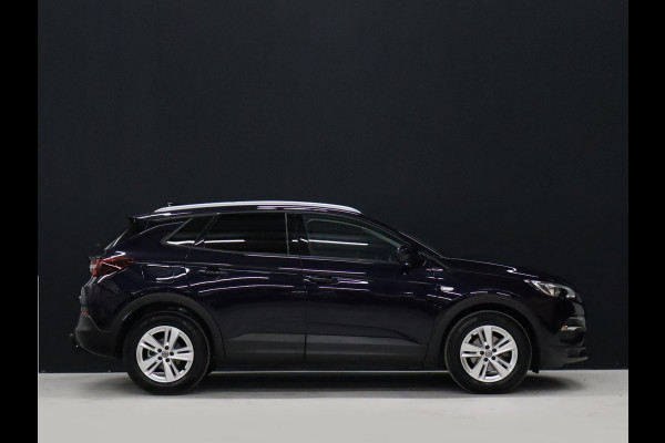 Opel Grandland X 1.2 Turbo Business Executive [APPLE CARPLAY, STUUR EN STOELVERWARMING, CLIMATE CONTROL, CRUISE CONTROL, TREKHAAK, NAVIGATIE, NIEUWSTAAT]
