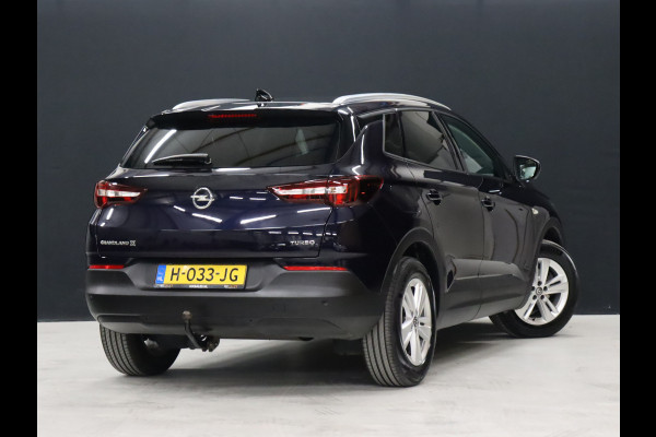 Opel Grandland X 1.2 Turbo Business Executive [APPLE CARPLAY, STUUR EN STOELVERWARMING, CLIMATE CONTROL, CRUISE CONTROL, TREKHAAK, NAVIGATIE, NIEUWSTAAT]