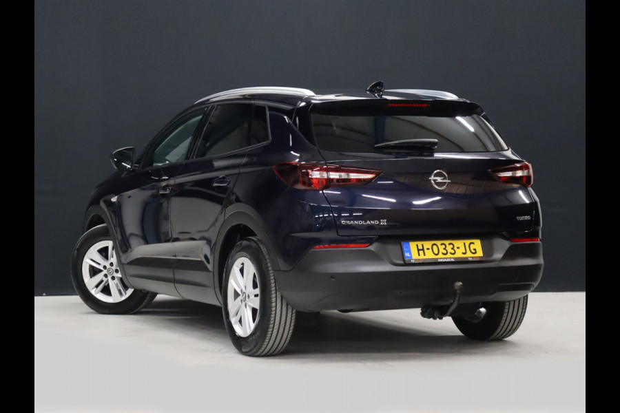 Opel Grandland X 1.2 Turbo Business Executive [APPLE CARPLAY, STUUR EN STOELVERWARMING, CLIMATE CONTROL, CRUISE CONTROL, TREKHAAK, NAVIGATIE, NIEUWSTAAT]