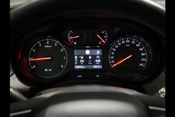 Opel Grandland X 1.2 Turbo Business Executive [APPLE CARPLAY, STUUR EN STOELVERWARMING, CLIMATE CONTROL, CRUISE CONTROL, TREKHAAK, NAVIGATIE, NIEUWSTAAT]