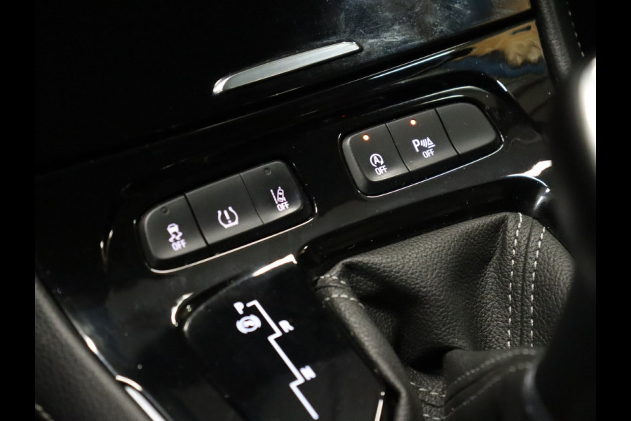 Opel Grandland X 1.2 Turbo Business Executive [APPLE CARPLAY, STUUR EN STOELVERWARMING, CLIMATE CONTROL, CRUISE CONTROL, TREKHAAK, NAVIGATIE, NIEUWSTAAT]