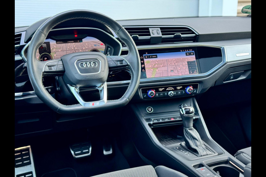 Audi Q3 Sportback 45 TFSI e S Edition Pano/360/Keyless/Matrix