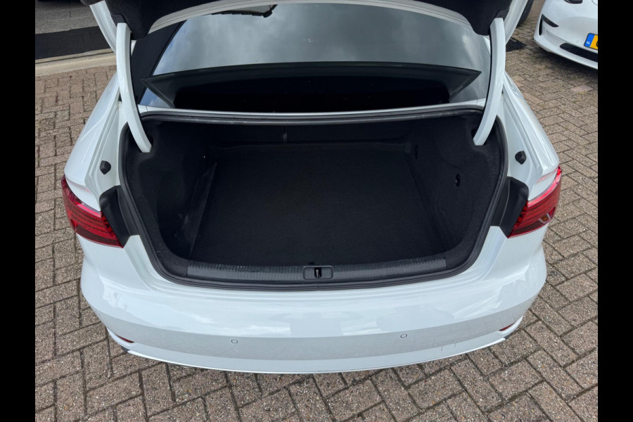 Audi A3 Limousine 1.6 TDI Sport Lease Edition 2019 NAVI NAP!