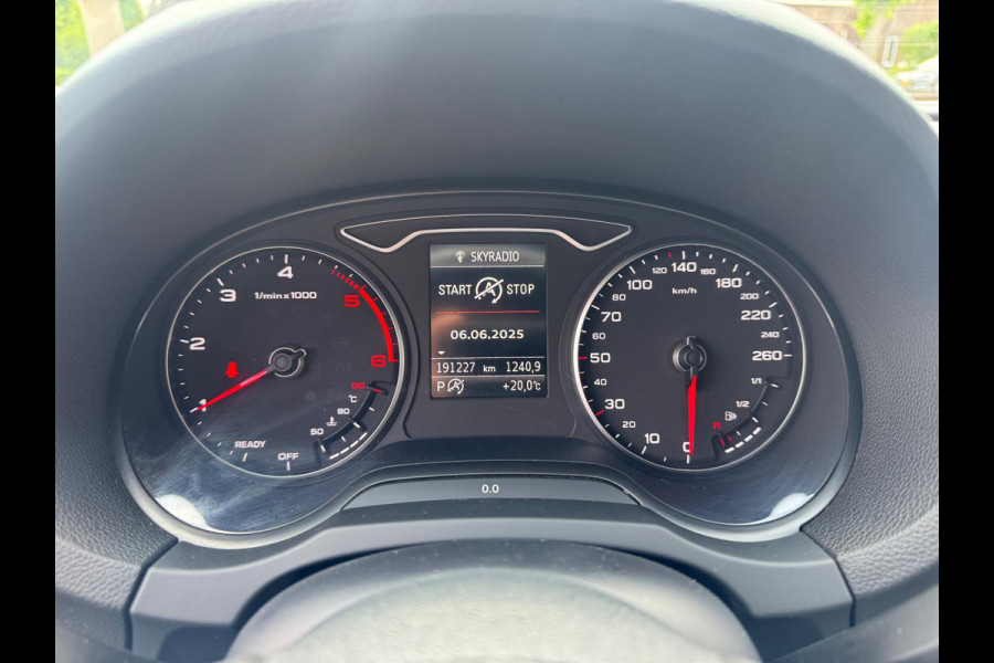 Audi A3 Limousine 1.6 TDI Sport Lease Edition 2019 NAVI NAP!