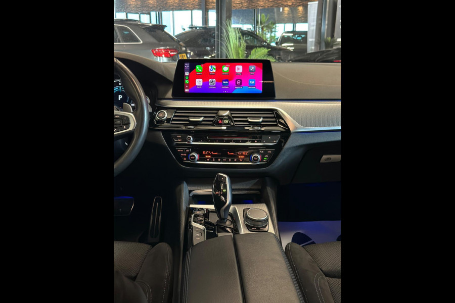 BMW 5 Serie 530e M Perfomance|PANO|FULL OPTION!