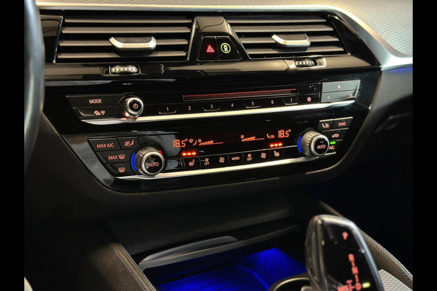 BMW 5 Serie 530e M Perfomance|PANO|FULL OPTION!