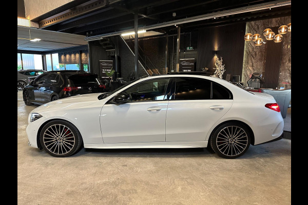 Mercedes-Benz C-Klasse 180 AMG Line|PANO|SFEER|BOMVOL