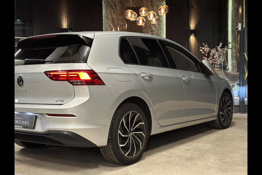 Volkswagen Golf 1.5 eTSI Style|DSG|Bomvol