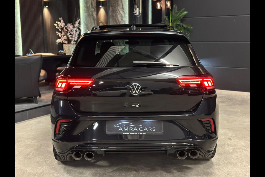 Volkswagen T-Roc 2.0 TSI 4Motion R|PANO|AKRA|FULL OPTION!