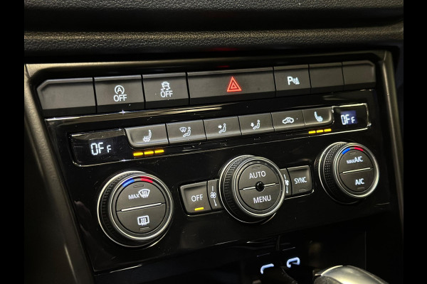 Volkswagen T-Roc 2.0 TSI 4Motion R|PANO|AKRA|FULL OPTION!