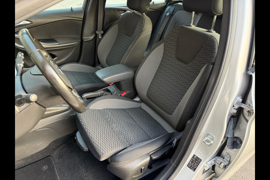 Opel Astra Sports Tourer 1.2 Edition - Camera - Navigatie - Cruise