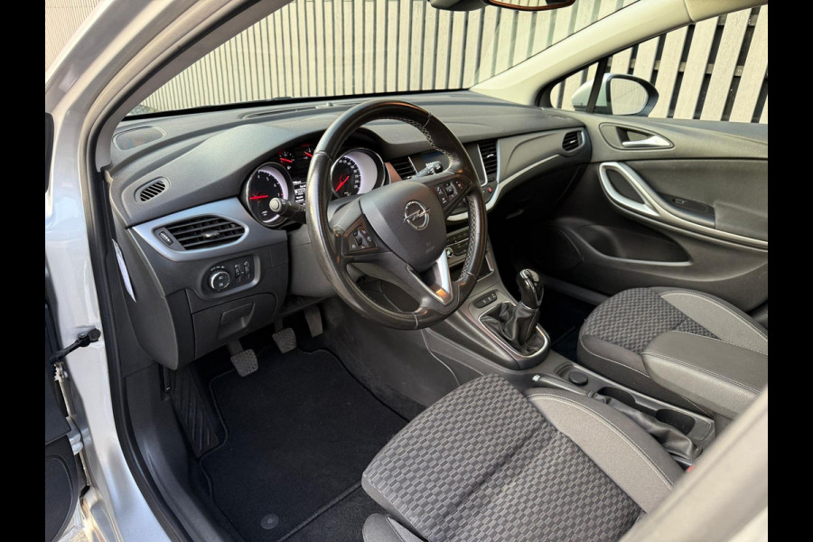 Opel Astra Sports Tourer 1.2 Edition - Camera - Navigatie - Cruise