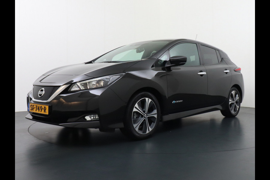 Nissan Leaf 2.ZERO EDITION 40kWh Trekhaak Adaptieve Cruise Control Navi 360°Camera Apple Carplay Android Auto Stuur+Stoelverwarming Keyless Pdc Led Bluetooth DAB Dodehoek Detector Privacy Glas Rijstrooksensor met correctie Verkeersbord detectie Origineel Nederlandse Auto