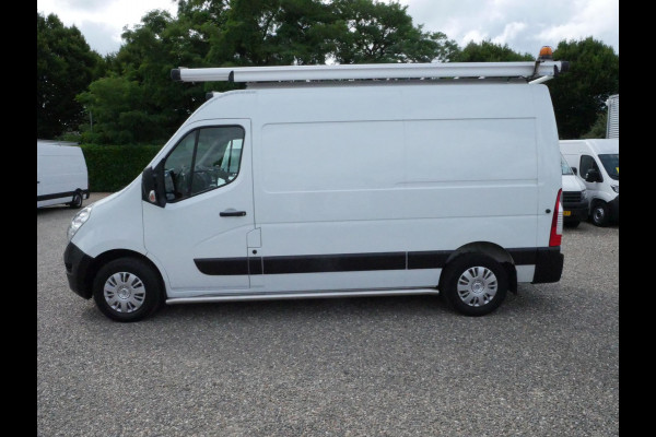 Renault Master 2.3 dCi 130PK, L2H2, Airco imperial camera navi