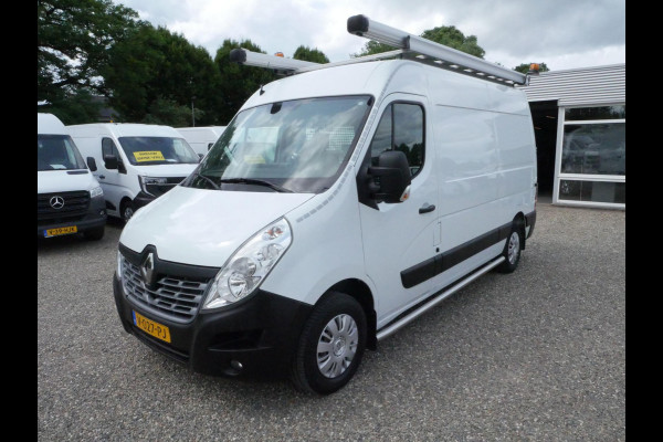 Renault Master 2.3 dCi 130PK, L2H2, Airco imperial camera navi