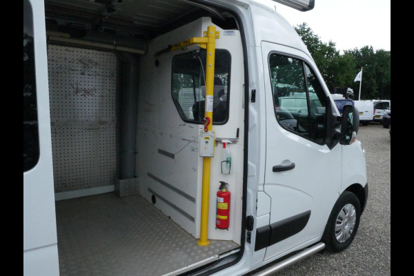 Renault Master 2.3 dCi 130PK, L2H2, Airco imperial camera navi