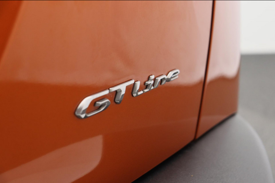 Peugeot 2008 1.2 PureTech GT-Line * Origineel Nederlands * Camera Apple carplay / Android Auto