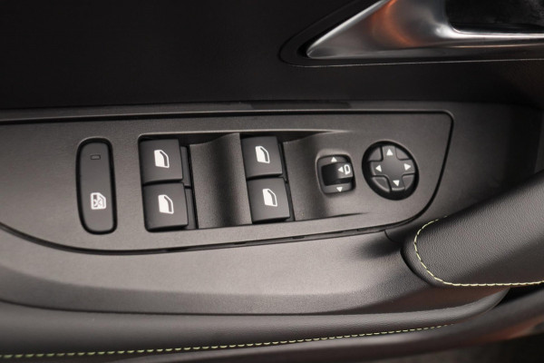 Peugeot 2008 1.2 PureTech GT-Line * Origineel Nederlands * Camera Apple carplay / Android Auto