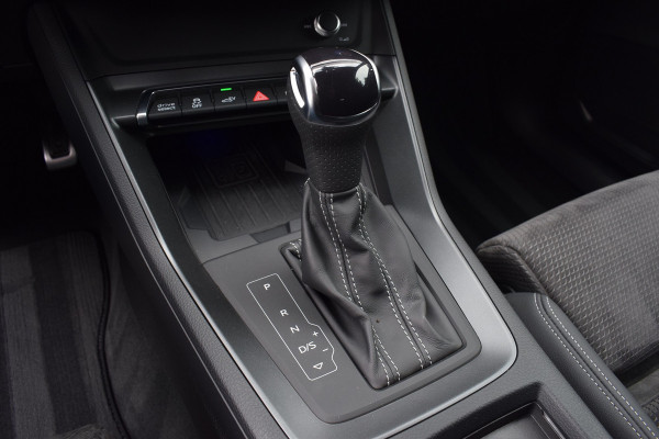 Audi Q3 Sportback 45 TFSIe S-line | Pano | Camera | 20"
