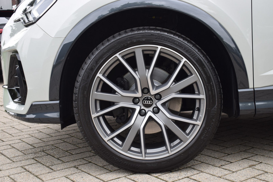 Audi Q3 Sportback 45 TFSIe S-line | Pano | Camera | 20"